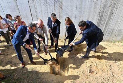 Masquefa posa la primera pedra del nou centre de dia, que duplicarà les places fins a 30. Generalitat de Catalunya
